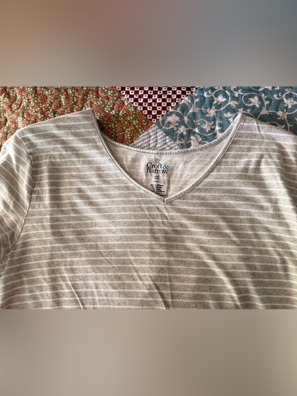 croft & barrow Women's Gray and White Striped V-Neck Pajama Top